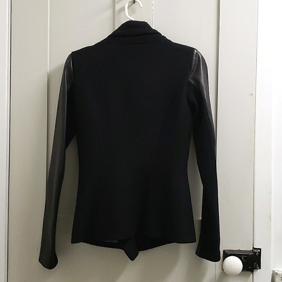 Danier leather wool and lambskin jacket - Picture 9 of 11